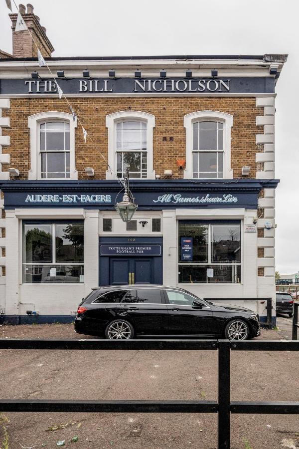 Hôtel The Bill Nicholson Pub à Londres Extérieur photo